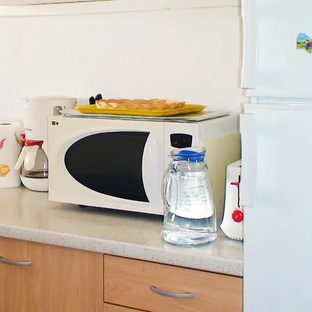 Appartement D'une A Sur A 100 M De La Avec Vue Sur La Terrasse Amenagee Et Wifi Cagnes-sur-Mer